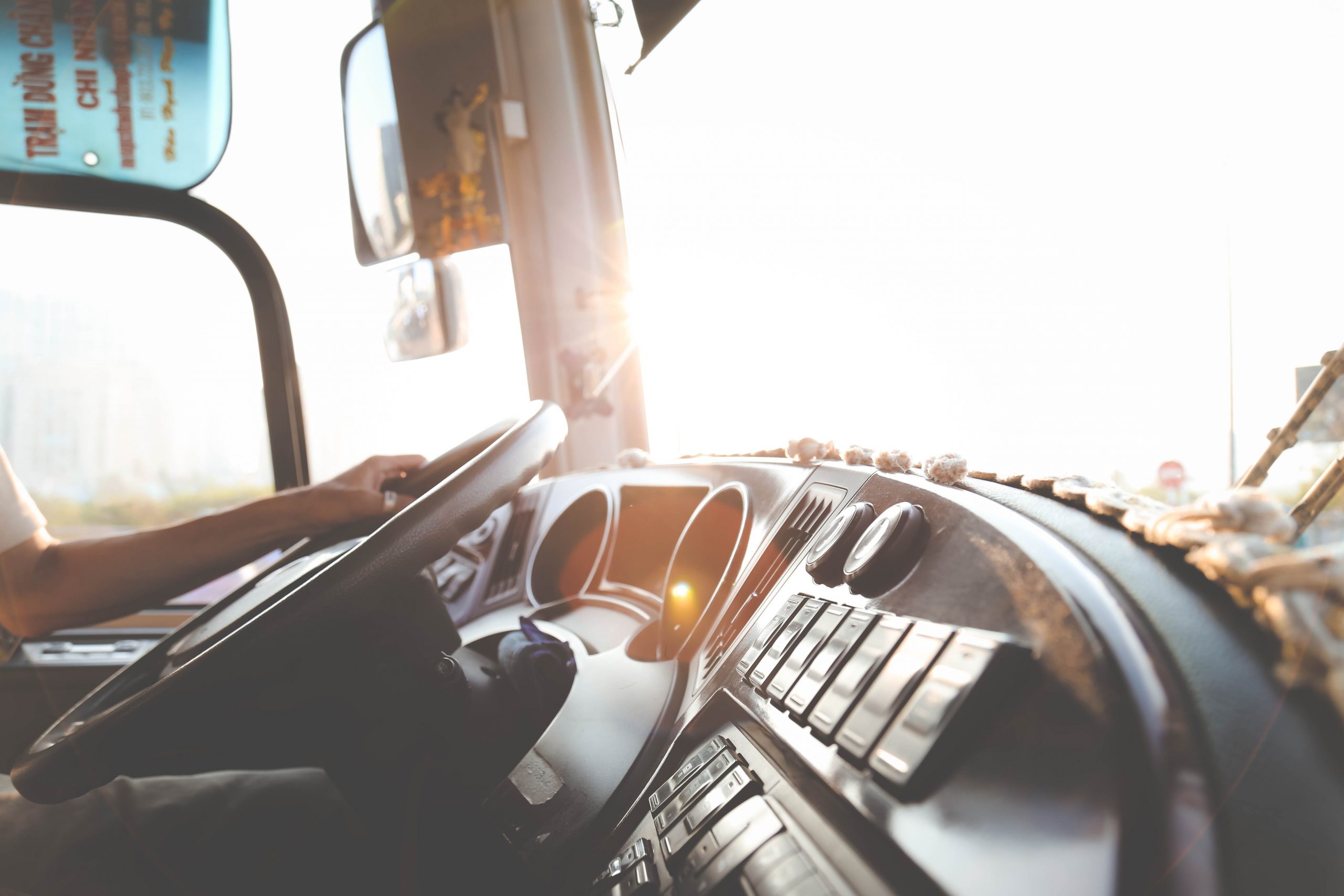 Logística e Transporte: Quais indicadores de BI monitorar?